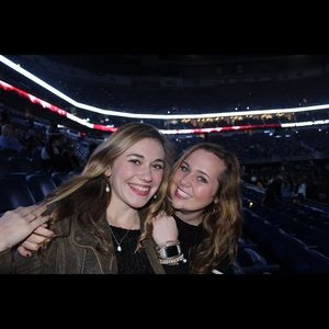 Meet your Posher, Ak